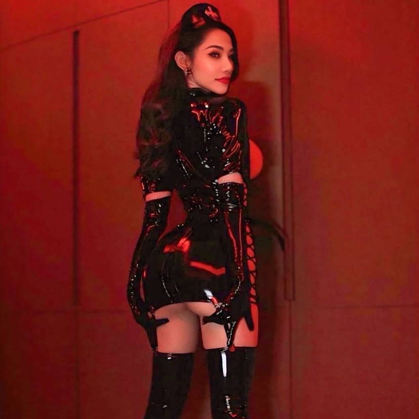 Mistress-Lisa