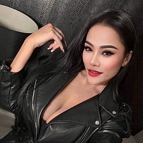 Mistress-Lisa escort in Dubai offers Fetish services