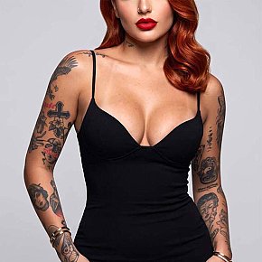 Stella Complet Naturală escort in London offers Girlfriend Experience(GFE) services
