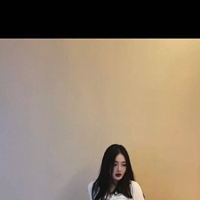 Lavinia Sportivă escort in Shenzhen offers 69 services