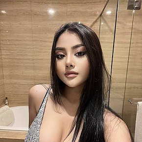 Louella Deportista escort in  offers Beso francés
 services
