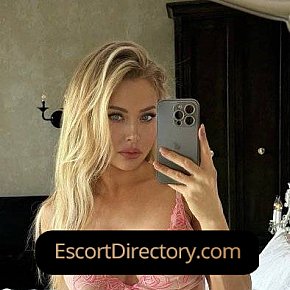 Vera Vip Escort escort in  offers Juegos con dildo
 services
