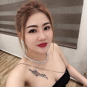 Elina Totalmente Natural escort in Manama offers Garganta profunda
 services