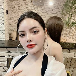 Hot girl in Bangkok offers Sexo en diferentes posturas