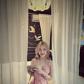 Hanna escort in  offers Beso francés
 services