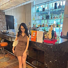 Xiena escort in Manila offers Pompino senza preservativo services