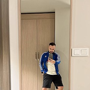 Andrew escort in Soria offers Bacio alla francese services