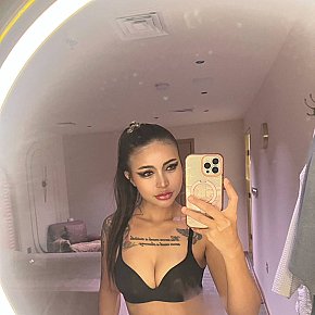 Venis, escort in Abu Dhabi