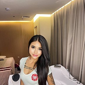 Venis, escort in Abu Dhabi