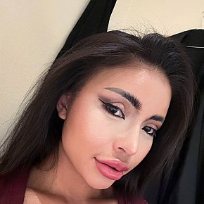 Venis, escort in Abu Dhabi