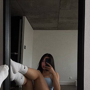Suri, escort in Manama