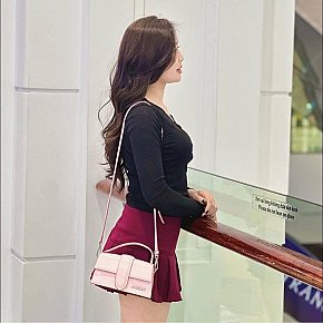 Thai Goddess performs Handjob, escort in Doha