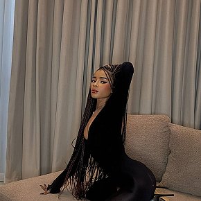 Petite Angel performs Blowjob ohne Kondom, escort in Singapore City