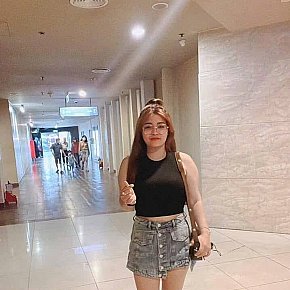 Hot girl in Hanoi offers Posición 69
