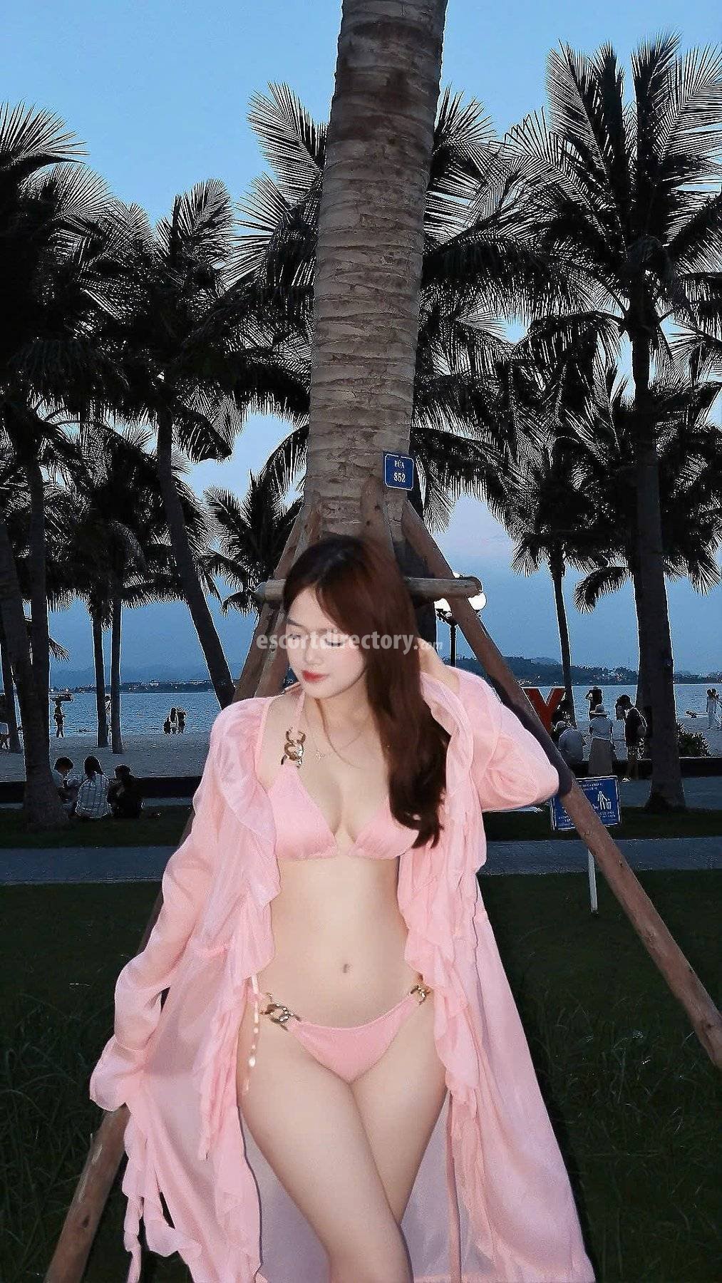 Cherry performs girlfriend experience (GFE), escort in Abu Dhabi