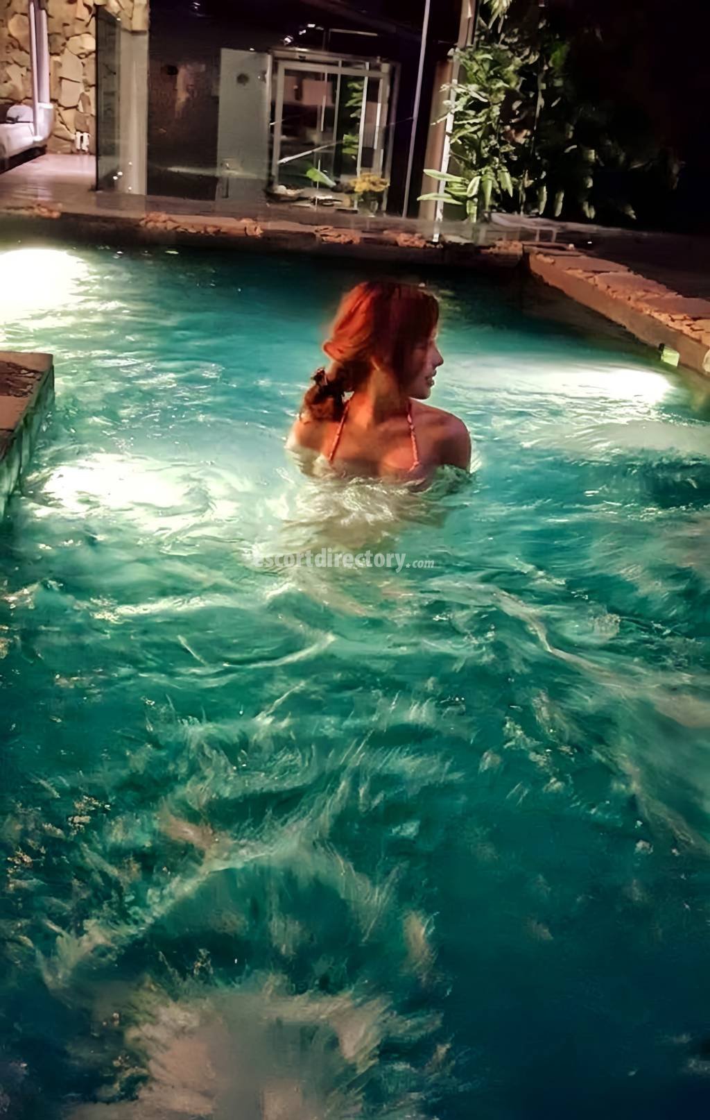 Hot girl in Singapore City offers Experience "Petite Amie"