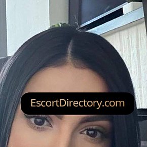 Isabella Vip escort in Helsinki offers Girlfriend Experience(GFE) services