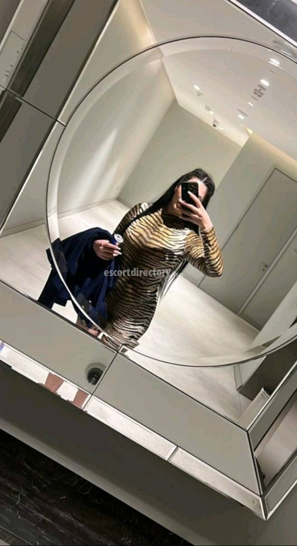 Noura69, escort in Abu Dhabi