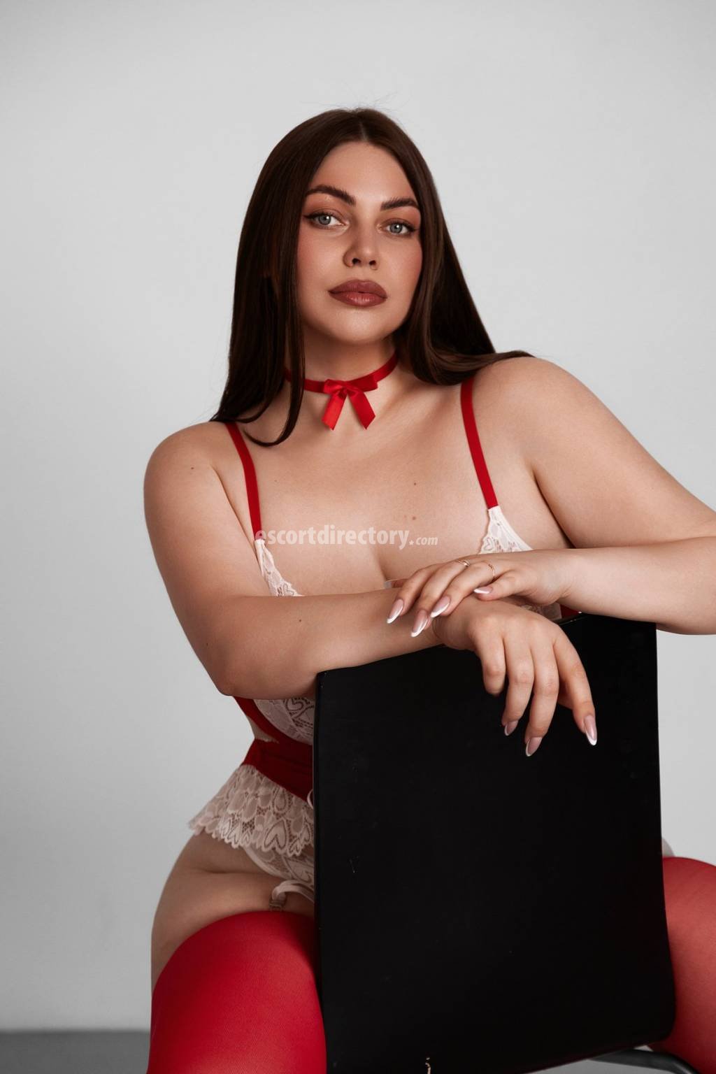 Hot girl in Dubai offers Girlfriend Experience(GFE)