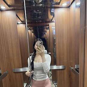 Linh, escort in Hanoi