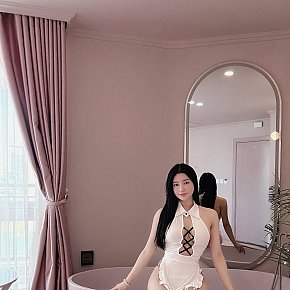 Linh, escort in Hanoi
