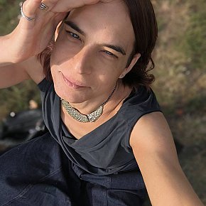 Escort in Berlin, Joy Berlin Vip Escort provides Sborrata sull corpo