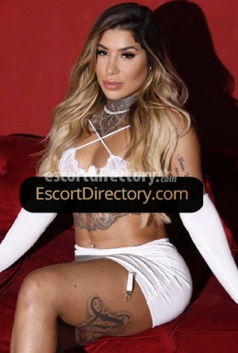 Luna, escort in Prague