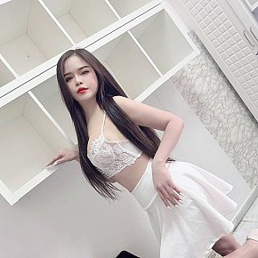 Linzi performs Blowjob ohne Kondom, escort in Abu Dhabi