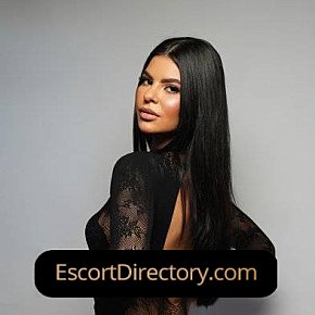 Helena Monclair performs Pipe sans capote, escort in Munich