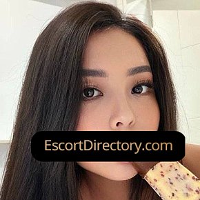 Escort in Tirana, Lana VIP escort provides girlfriend experience (GFE)