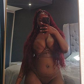 Lovey performs Sexo em diferentes posições, escort in Abu Dhabi