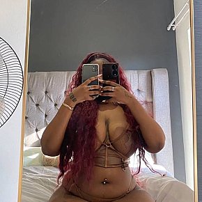 Hot girl in Abu Dhabi offers sexo oral sem preservativo