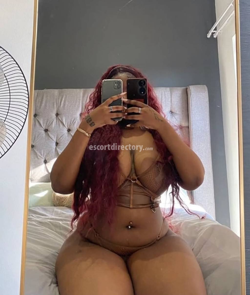 Hot girl in Abu Dhabi offers sexo oral sem preservativo