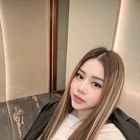 Hana, escort in Dubai