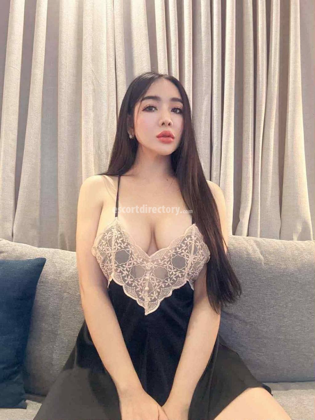 Hot girl in Riyadh offers Masaj erotic