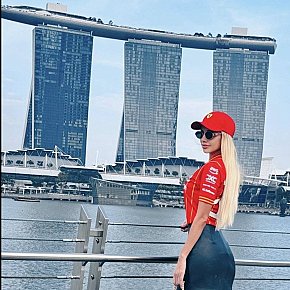 Kelly Francesca performs Sborrata sull corpo, escort in Singapore City
