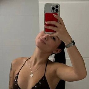 Hot girl in Phuket offers Massage érotique