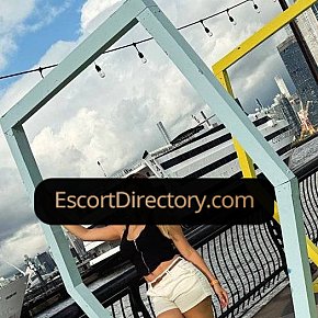 Zoe Großer Hintern escort in Wien offers Körperbesamung services