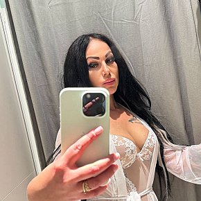 Soliha, escort in Doha
