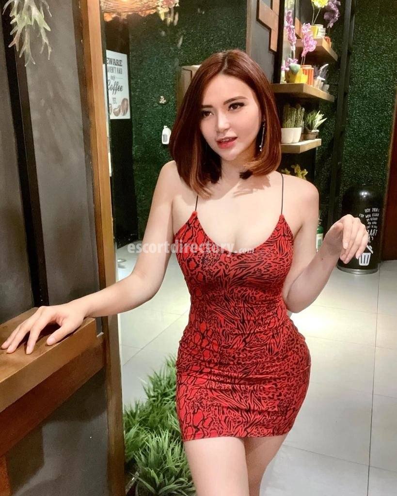 Shoebe, escort in Singapore City