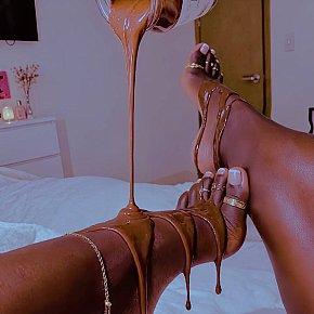 Madame T performs Posición 69, escort in Kampala
