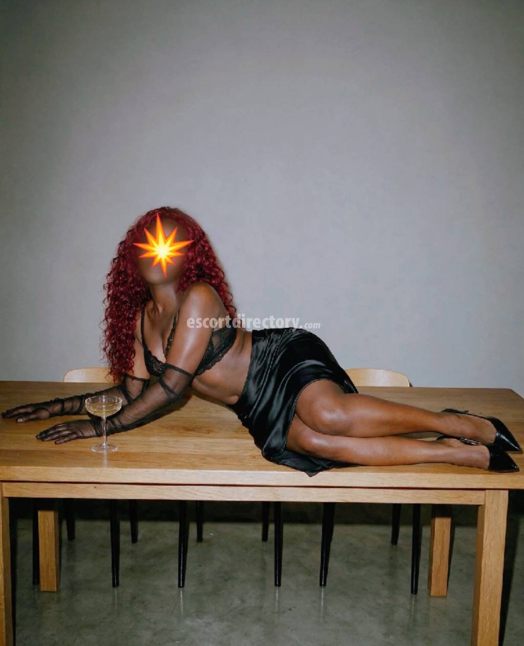 Hot girl in Kampala offers Arnés