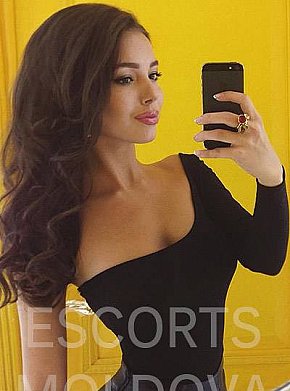 Bella escort in Chisinau offers Extraball services