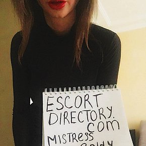 Hot girl in Kiev offers strap on