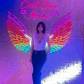 Emily escort in Tokyo