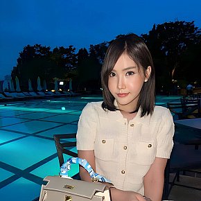 Emily escort in Tokyo