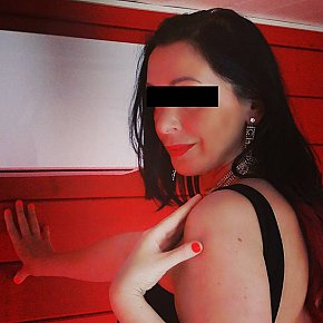 Kate All Natural
 escort in Bruges offers Oral (receive) services