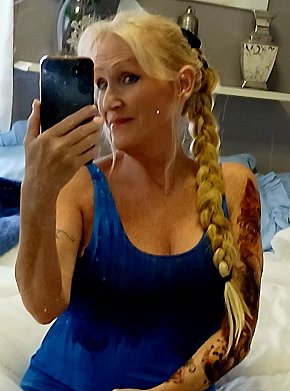 Miss-Maggie-may escort in Kingston offers spagnola services