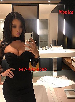 Monica Super Booty
 escort in Toronto offers Footjob services