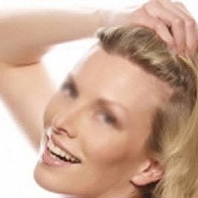 Penny escort in London offers Girlfriend Experience(GFE) services